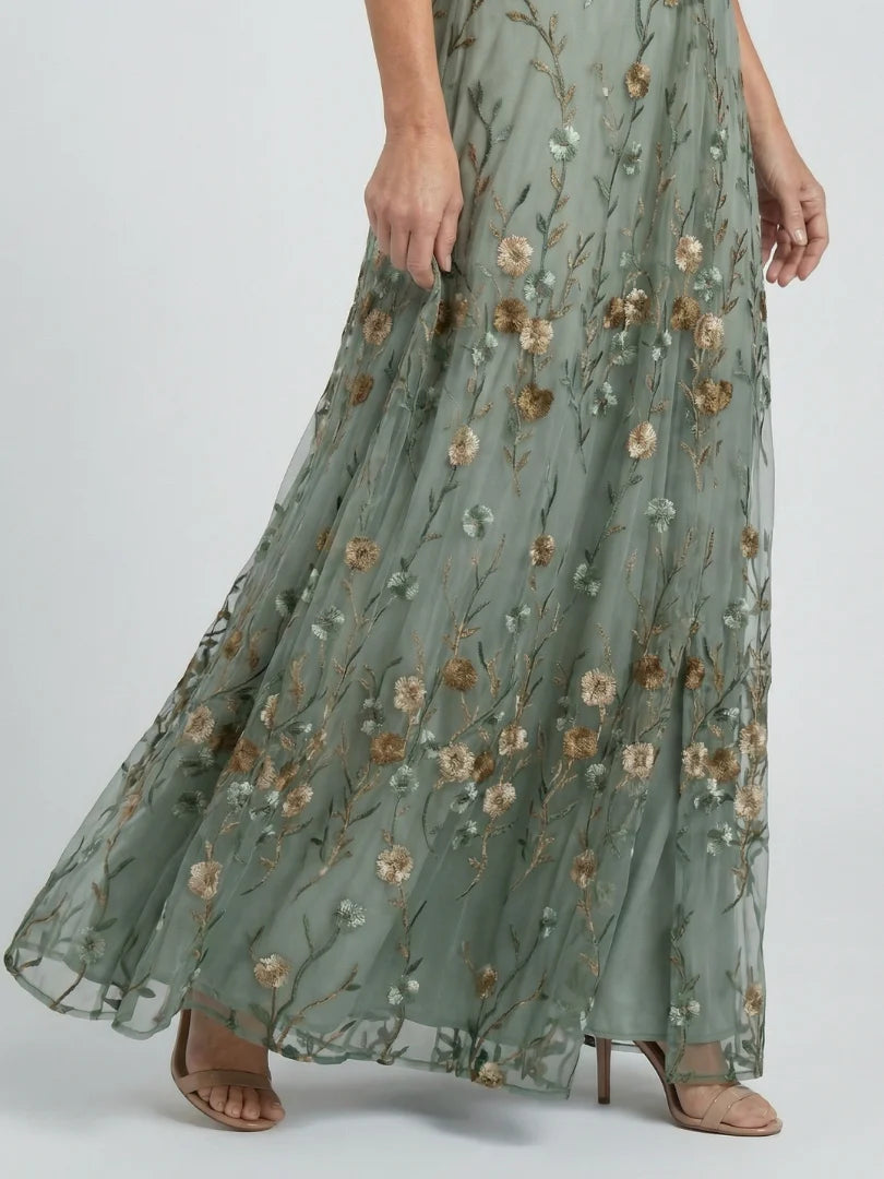 VESTIDO LARGO FLUIDO DE CUELLO HALTER CON ESTAMPADO FLORAL