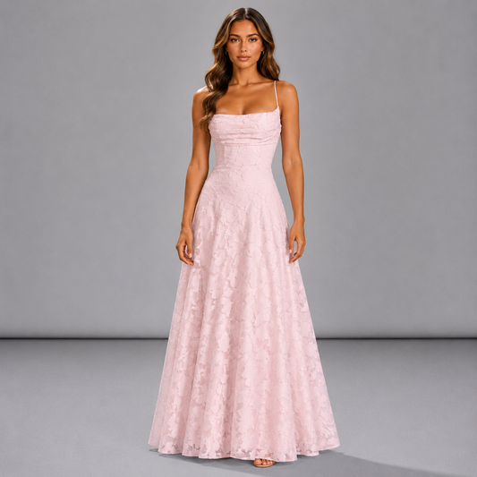 Sofía | Vestido largo de encaje floral con tirantes finos y escote recto