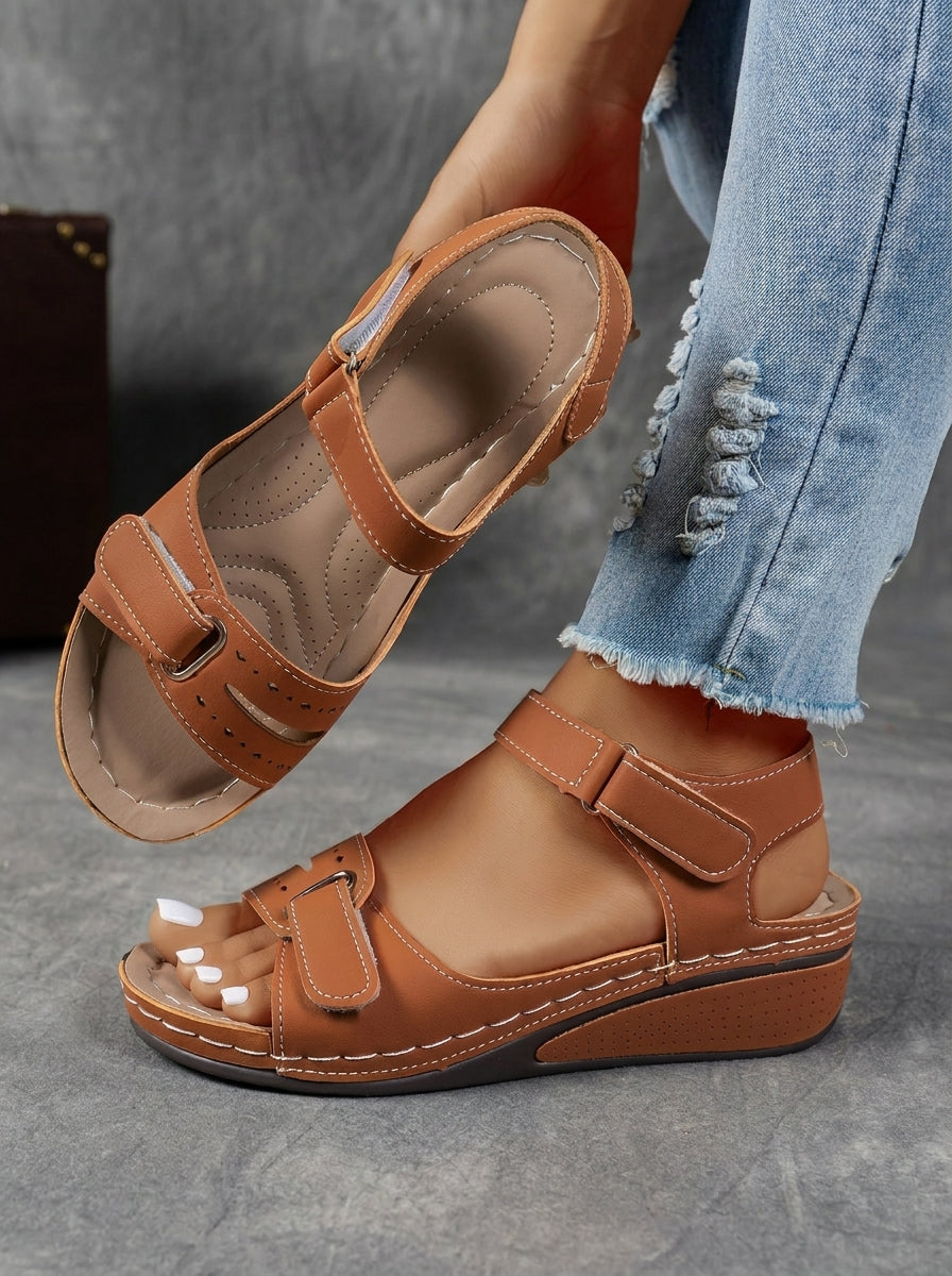 SANDALIAS DE CUÑA URBAN STYLE